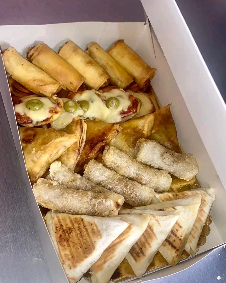 Plateau SALÉ-SUCRÉ 50 pièces 